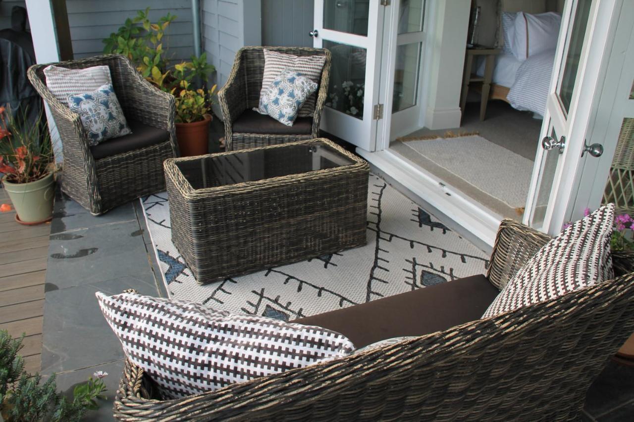 Compass Rose Bed & Breakfast Dartmouth Exterior foto