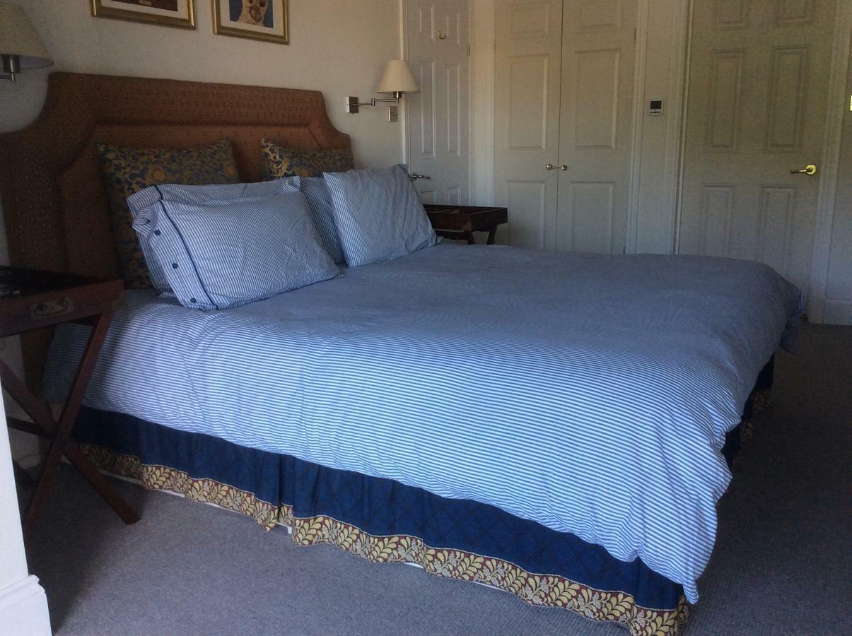 Compass Rose Bed & Breakfast Dartmouth Exterior foto